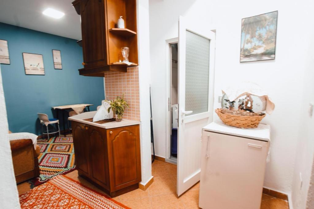 Ferienwohnung Bb Apartament Gjirokastër Exterior foto